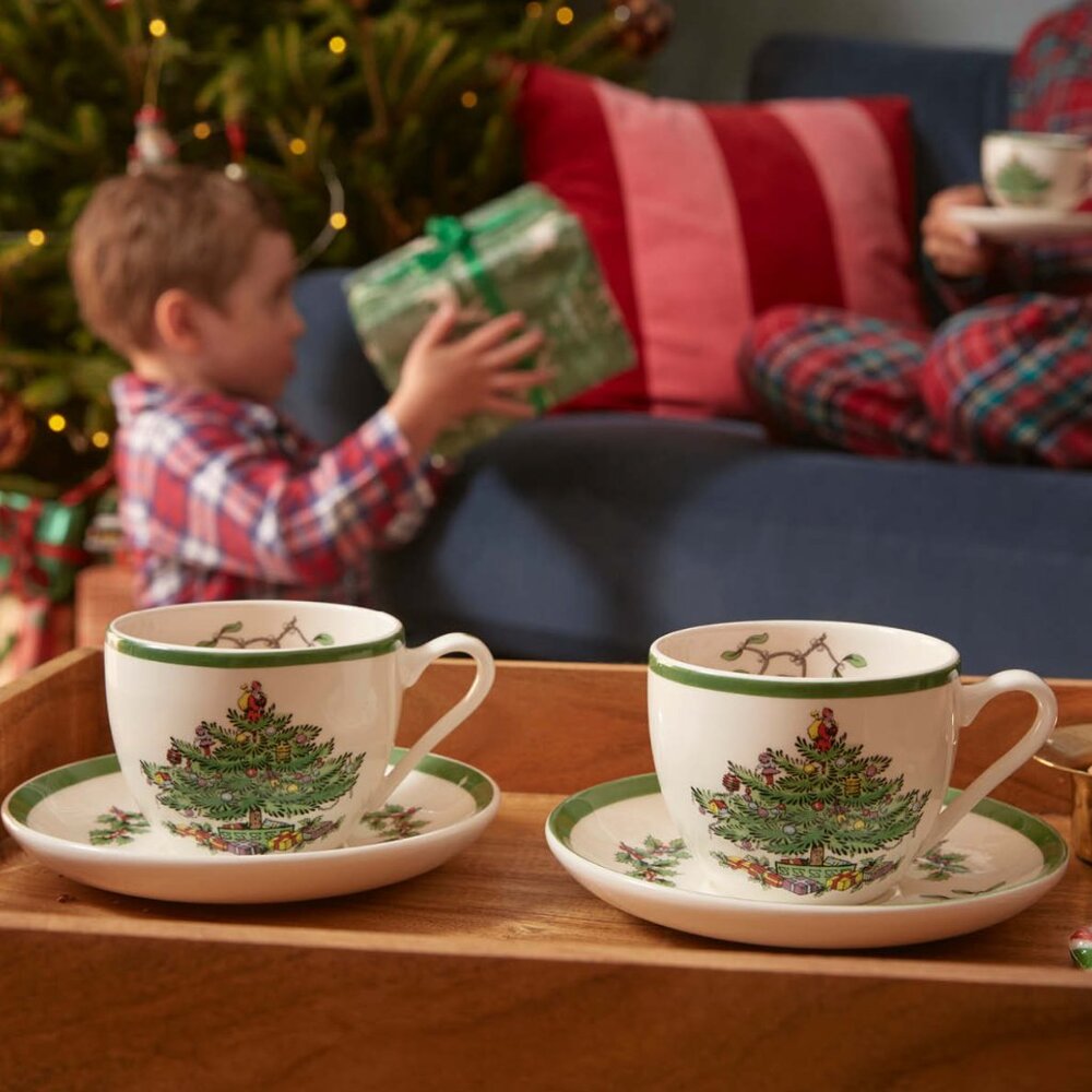 Spode Christmas Tree Teacup & Saucer - Thumbnail 4